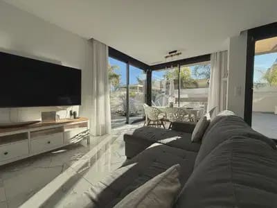 Chalet de 3 habitaciones en Los Montesinos en venta con piscina garaje - 409.000 € (Ref: 9897082)