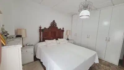 4 bedroom Townhouse for sale in Elda - € 429,995 (Ref: 9897084)