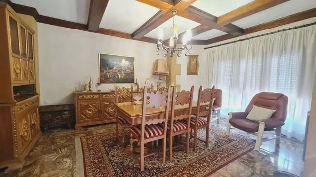 4 bedroom Townhouse for sale in Elda - € 429,995 (Ref: 9897084)