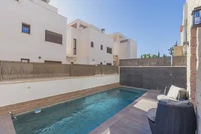 3 soveværelse Villa til salg i Ciudad Quesada med swimmingpool - € 489.000 (Ref: 9897087)