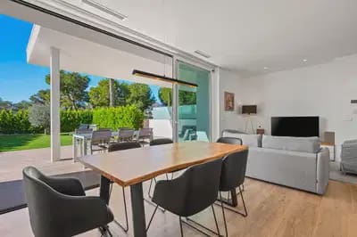 2 sovrum Lägenhet till salu i Las Colinas Golf med pool - 460 000 € (Ref: 9897090)