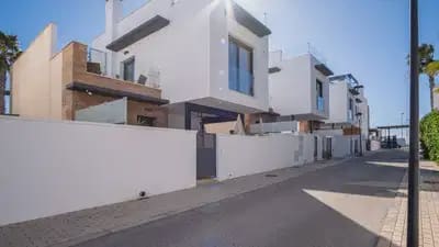 3 chambre Villa/Maison à vendre à Orihuela Costa avec piscine - 449 950 € (Ref: 9897091)