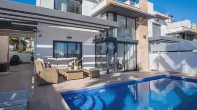 3 chambre Villa/Maison à vendre à Orihuela Costa avec piscine - 449 950 € (Ref: 9897091)