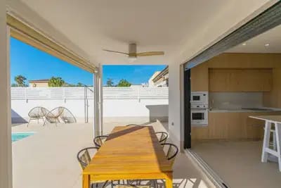 3 bedroom Villa for sale in Torrevieja - € 459,000 (Ref: 9897094)