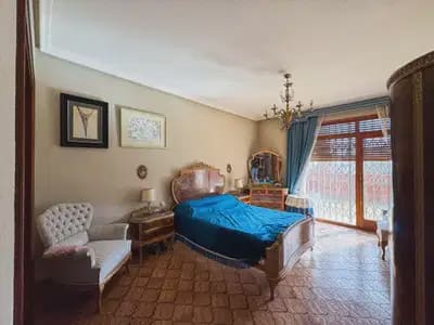 7 bedroom Villa for sale in Elda - € 395,000 (Ref: 9897095)