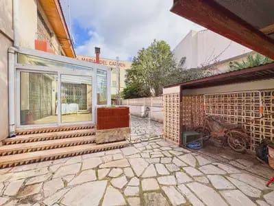 7 bedroom Villa for sale in Elda - € 395,000 (Ref: 9897095)