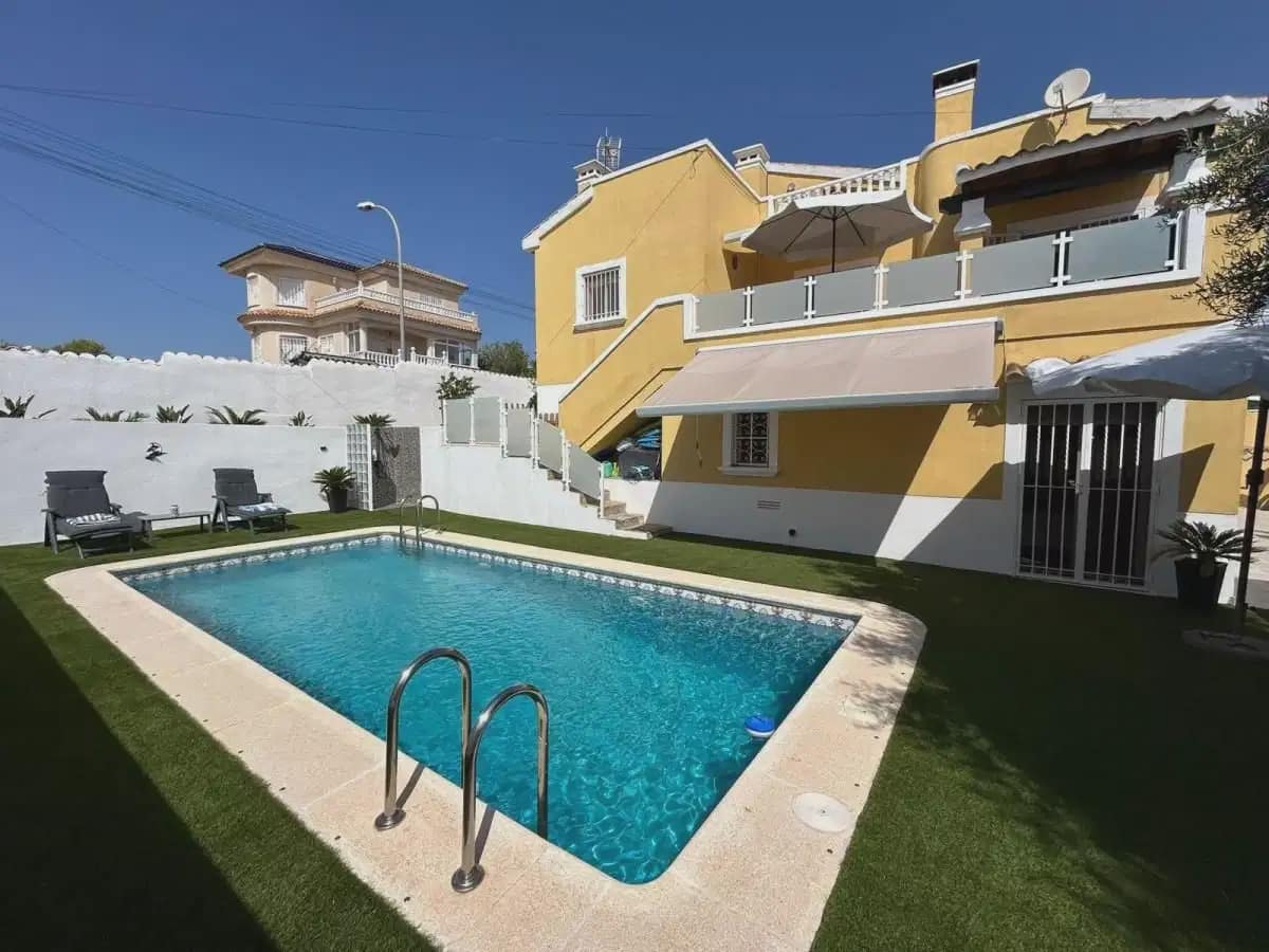 3 sypialnia Willa na sprzedaż w San Miguel de Salinas - 409 900 € (Ref: 9897102)