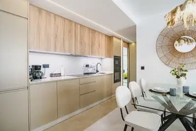 3 soverom Strandleiligheter til salgs i Torrevieja med svømmebasseng - € 439 000 (Ref: 9897105)