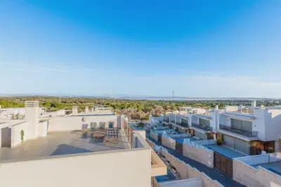 3 soveværelse Villa til salg i Villamartin, Orihuela - € 425.000 (Ref: 9897107)