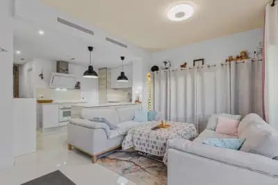3 soveværelse Villa til salg i Villamartin, Orihuela - € 425.000 (Ref: 9897107)