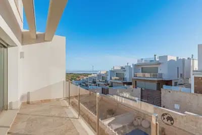 3 slaapkamer Villa te koop in Villamartin - € 425.000 (Ref: 9897107)