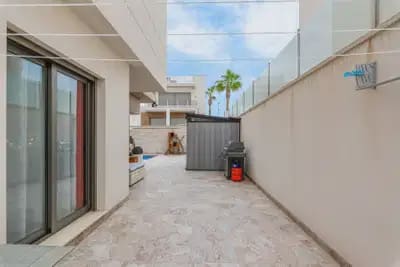 3 slaapkamer Villa te koop in Villamartin - € 425.000 (Ref: 9897107)