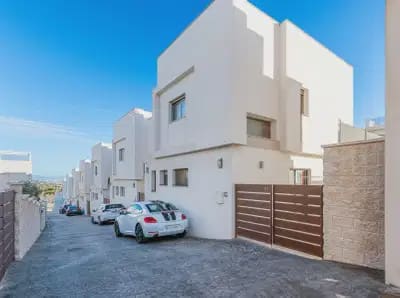 3 soveværelse Villa til salg i Villamartin, Orihuela - € 425.000 (Ref: 9897107)