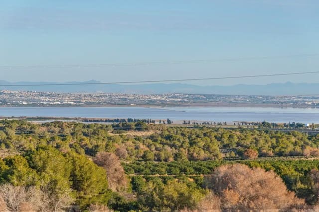 3 soveværelse Villa til salg i Villamartin, Orihuela - € 425.000 (Ref: 9897107)
