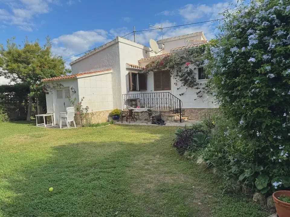 3 sovrum Villa till salu i La Xara med garage - 399 000 € (Ref: 9900909)