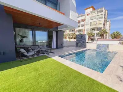 3 sovrum Lägenhet till salu i Guardamar del Segura - 399 000 € (Ref: 9914862)