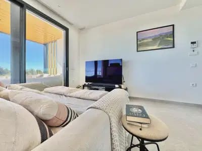 2 makuuhuone Huoneisto myytävänä paikassa Las Colinas Golf mukana uima-altaan - 425 000 € (Ref: 9914864)
