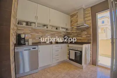 3 makuuhuone Huvila myytävänä paikassa Torrevieja - 449 000 € (Ref: 9914865)