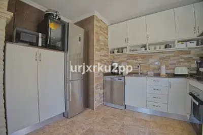 3 makuuhuone Huvila myytävänä paikassa Torrevieja - 449 000 € (Ref: 9914865)