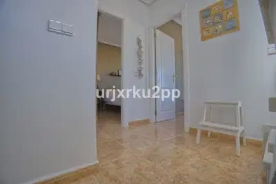 3 makuuhuone Huvila myytävänä paikassa Torrevieja - 449 000 € (Ref: 9914865)