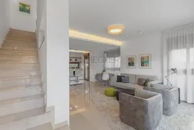3 soverom Hus til salgs i Ciudad Quesada med svømmebasseng - € 395 000 (Ref: 9914874)