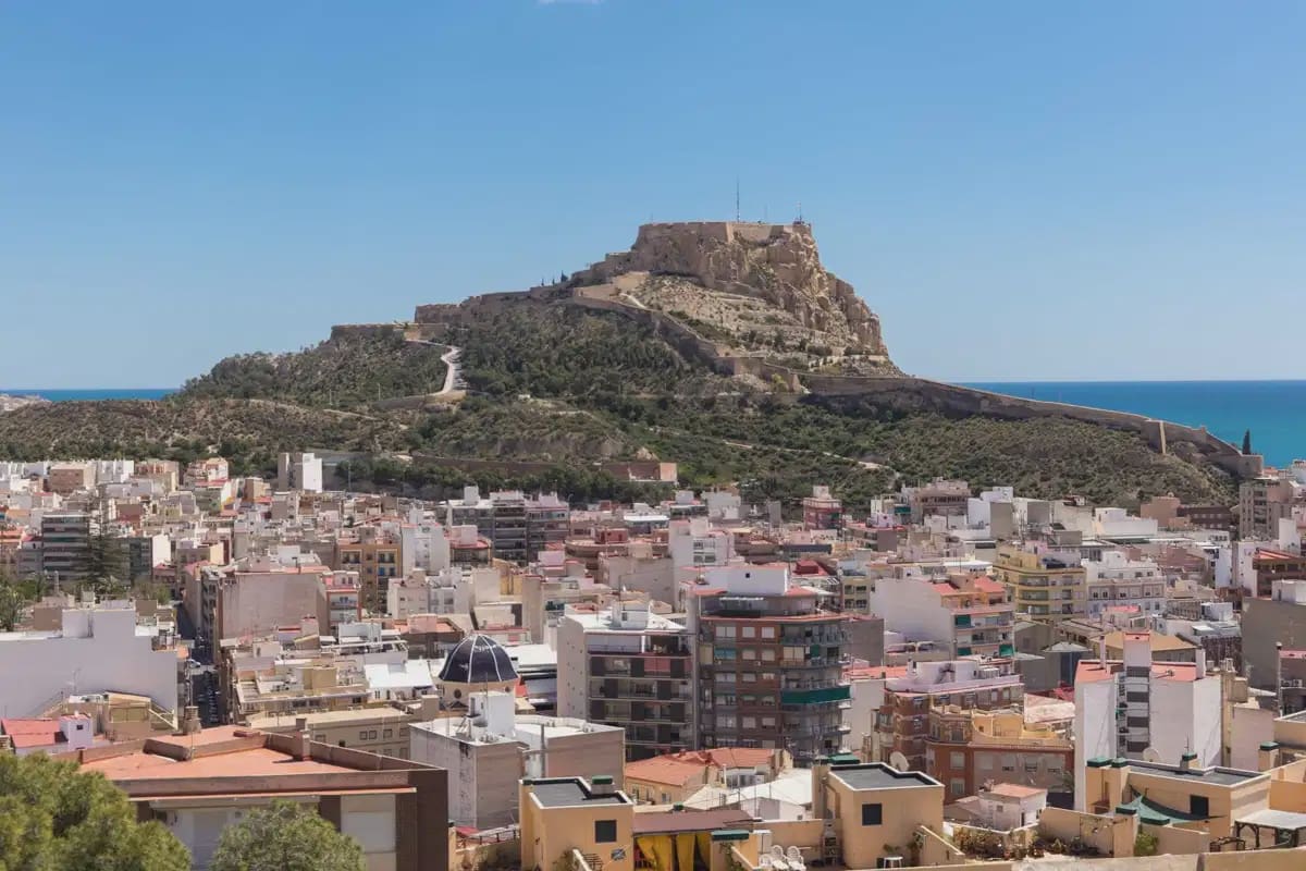 2 quarto Penthouse para venda em Alicante cidade - 289 900 € (Ref: 9932616)