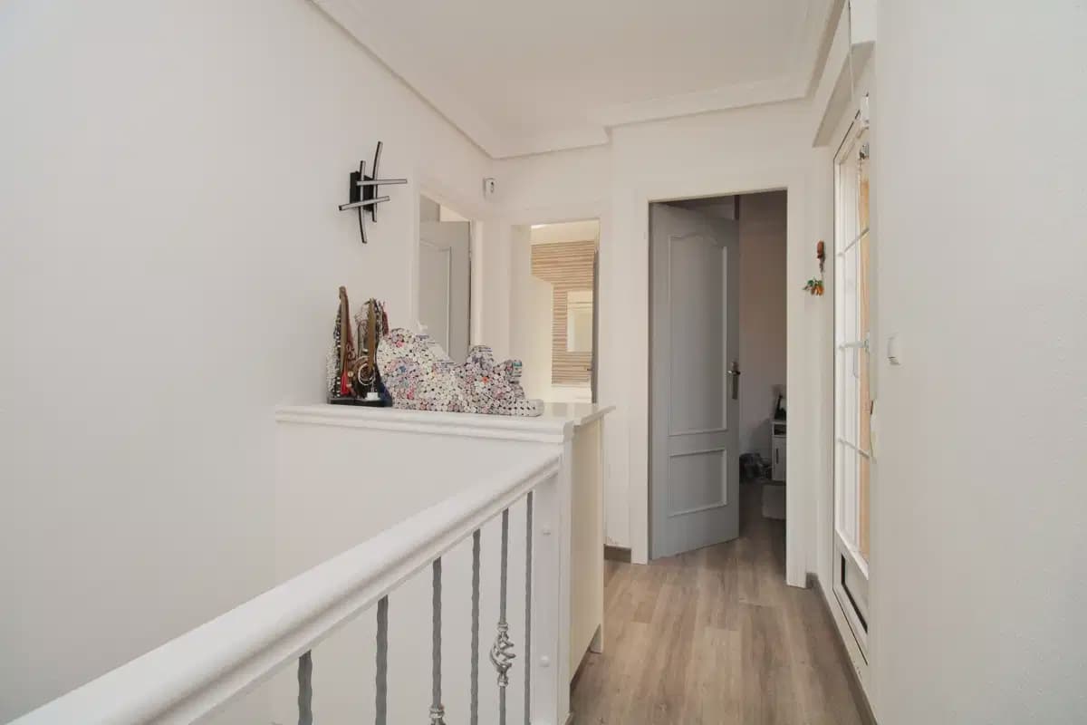 2 Zimmer Haus zu verkaufen in Villamartin mit Pool - 279.900 € (Ref: 9932635)