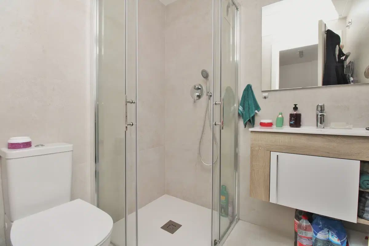 2 quarto Casa em Banda para venda em Villamartin com piscina - 294 990 € (Ref: 9932636)