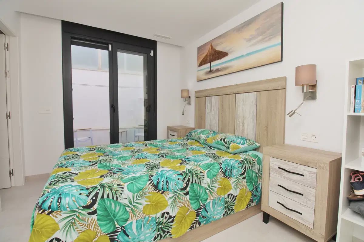 2 quarto Casa em Banda para venda em Villamartin com piscina - 294 990 € (Ref: 9932636)