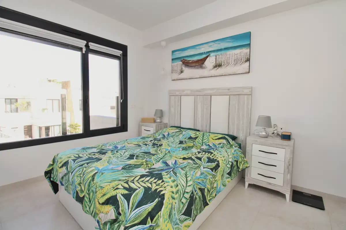 2 quarto Casa em Banda para venda em Villamartin com piscina - 294 990 € (Ref: 9932636)