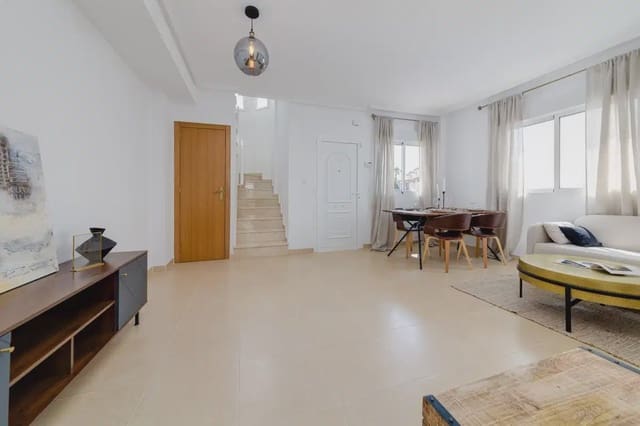 2 quarto Moradia Geminada para venda em San Fulgencio com piscina garagem - 280 000 € (Ref: 9932661)
