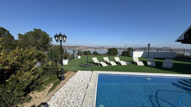 5 bedroom Villa for sale in Caspe with pool garage - € 795,000 (Ref: 8840298)