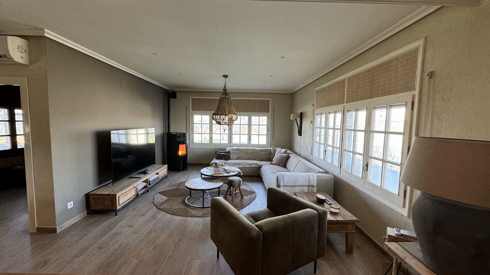 5 soveværelse Villa til salg i Caspe med swimmingpool garage - € 795.000 (Ref: 8840298)