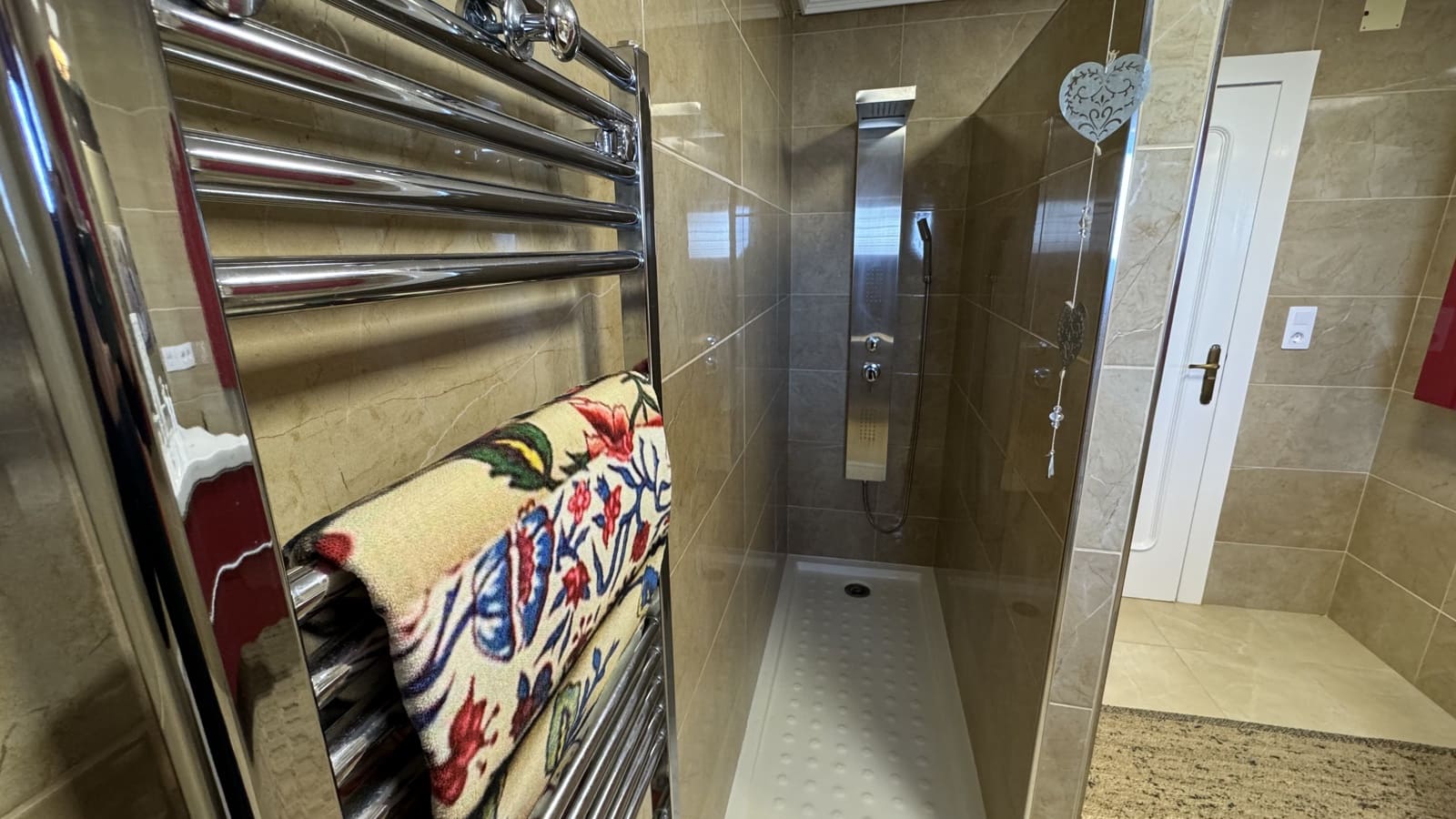 5 soveværelse Villa til salg i Caspe med swimmingpool garage - € 795.000 (Ref: 8840298)