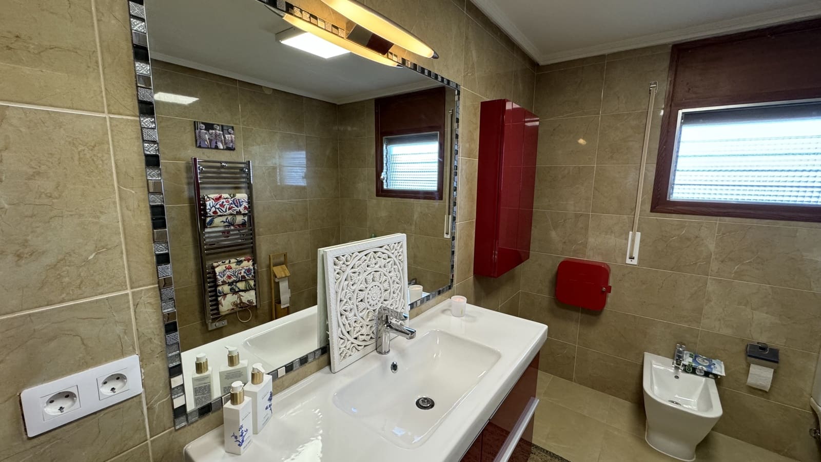 5 soveværelse Villa til salg i Caspe med swimmingpool garage - € 795.000 (Ref: 8840298)