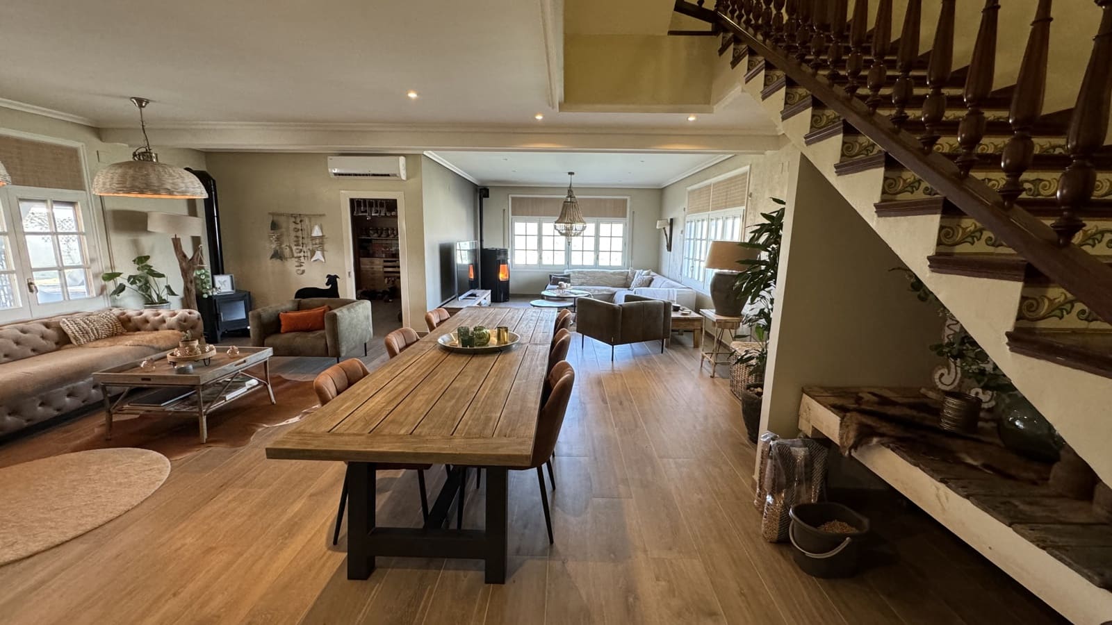 5 soveværelse Villa til salg i Caspe med swimmingpool garage - € 795.000 (Ref: 8840298)