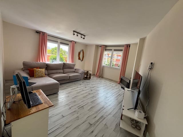 4 soveværelse Lejlighed til salg i Centro Urbano, Dénia - € 214.000 (Ref: 10002486)
