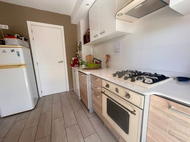 4 soveværelse Lejlighed til salg i Centro Urbano, Dénia - € 214.000 (Ref: 10002486)
