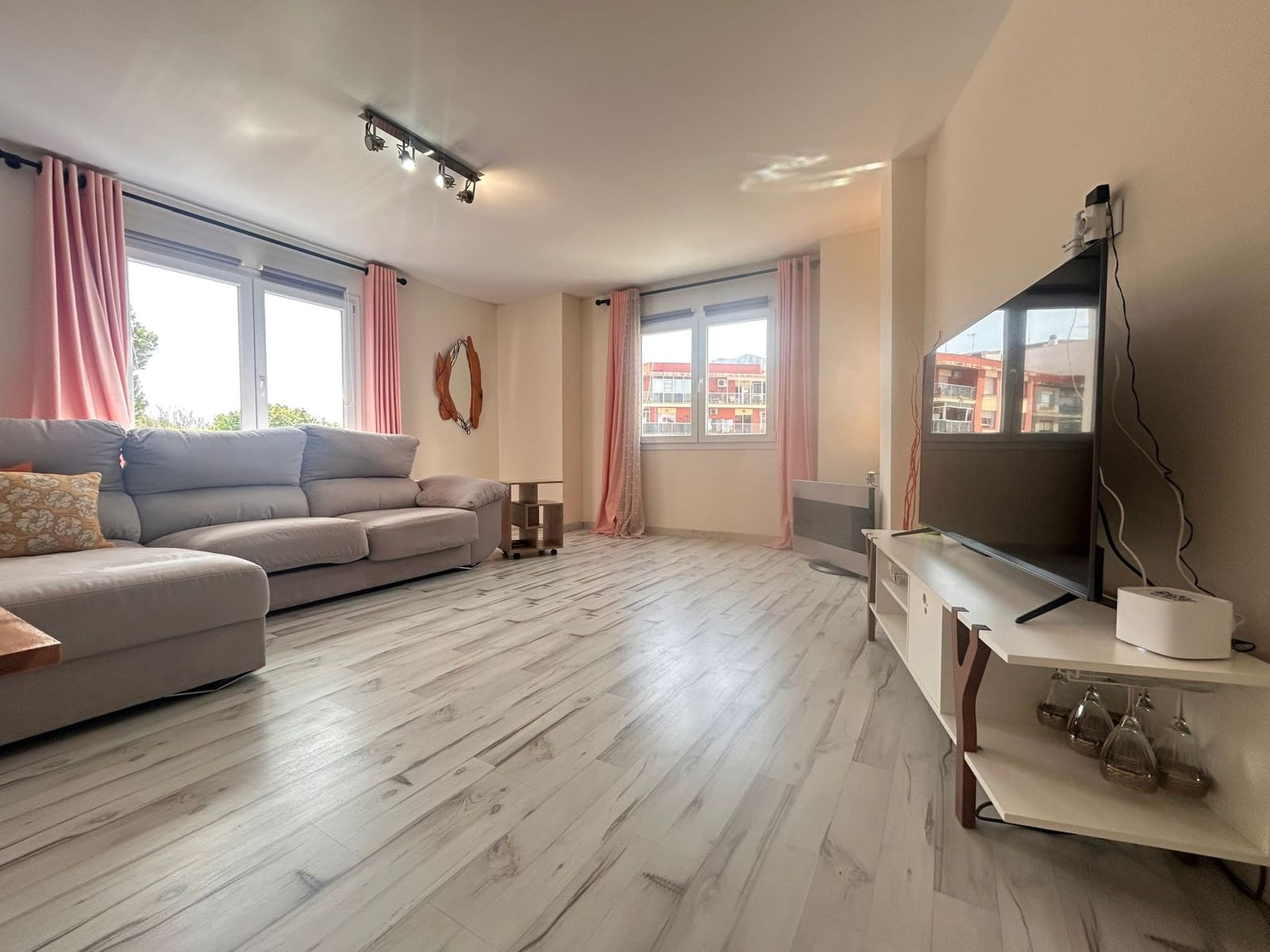 4 soveværelse Lejlighed til salg i Denia - € 214.000 (Ref: 10002486)