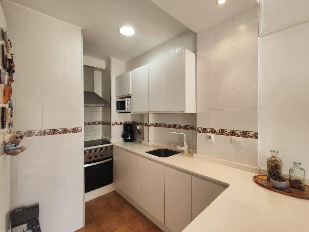2 bedroom Apartment for sale in Denia with pool garage - € 215,000 (Ref: 10057806)
