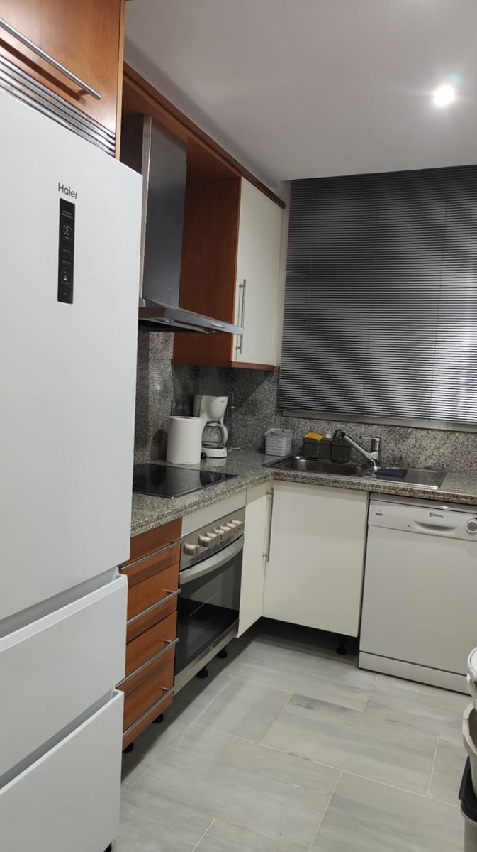 2 bedroom Apartment for rent in Denia with pool garage - € 1,000 (Ref: 10117136)