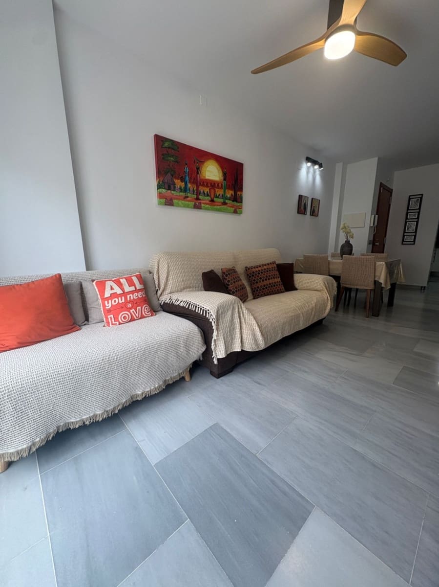 2 bedroom Apartment for rent in Denia with pool garage - € 1,000 (Ref: 10117136)