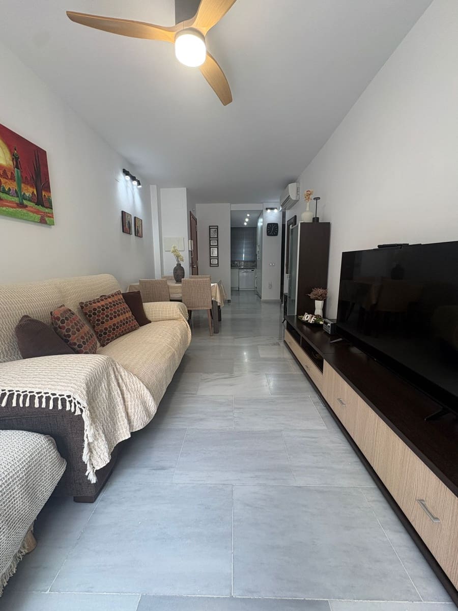 2 bedroom Apartment for rent in Denia with pool garage - € 1,000 (Ref: 10117136)