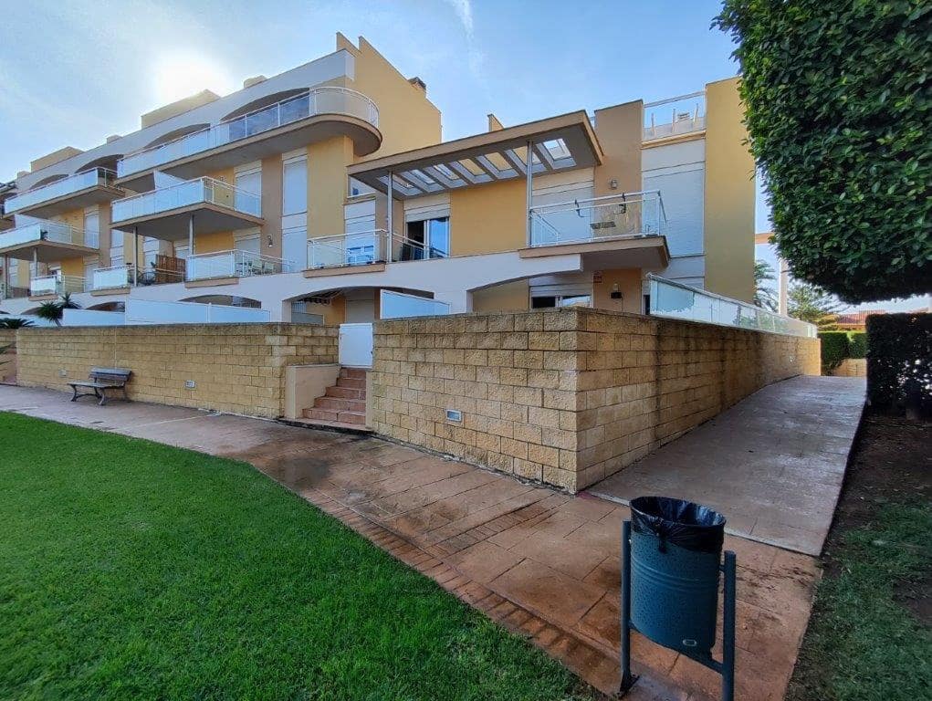 2 bedroom Apartment for sale in Denia with pool garage - € 345,000 (Ref: 10154532)