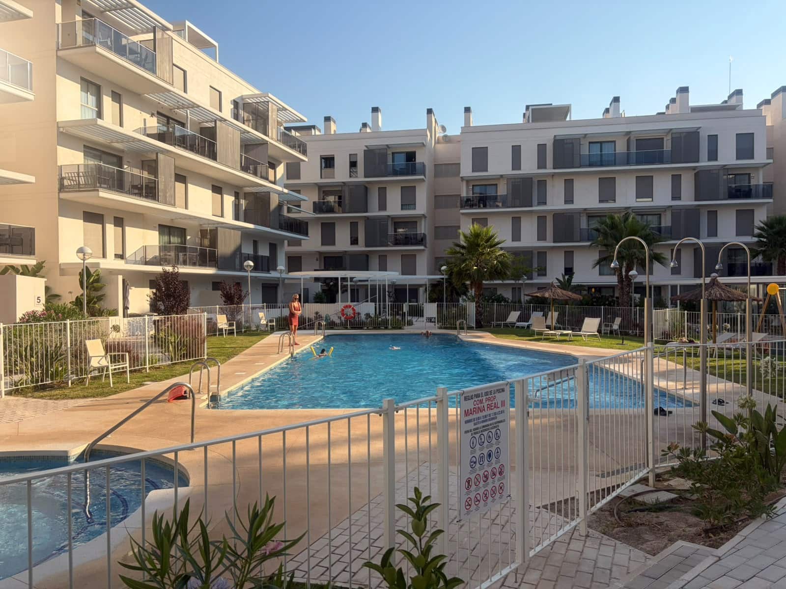 2 bedroom Apartment for sale in Denia with pool garage - € 365,900 (Ref: 10160012)