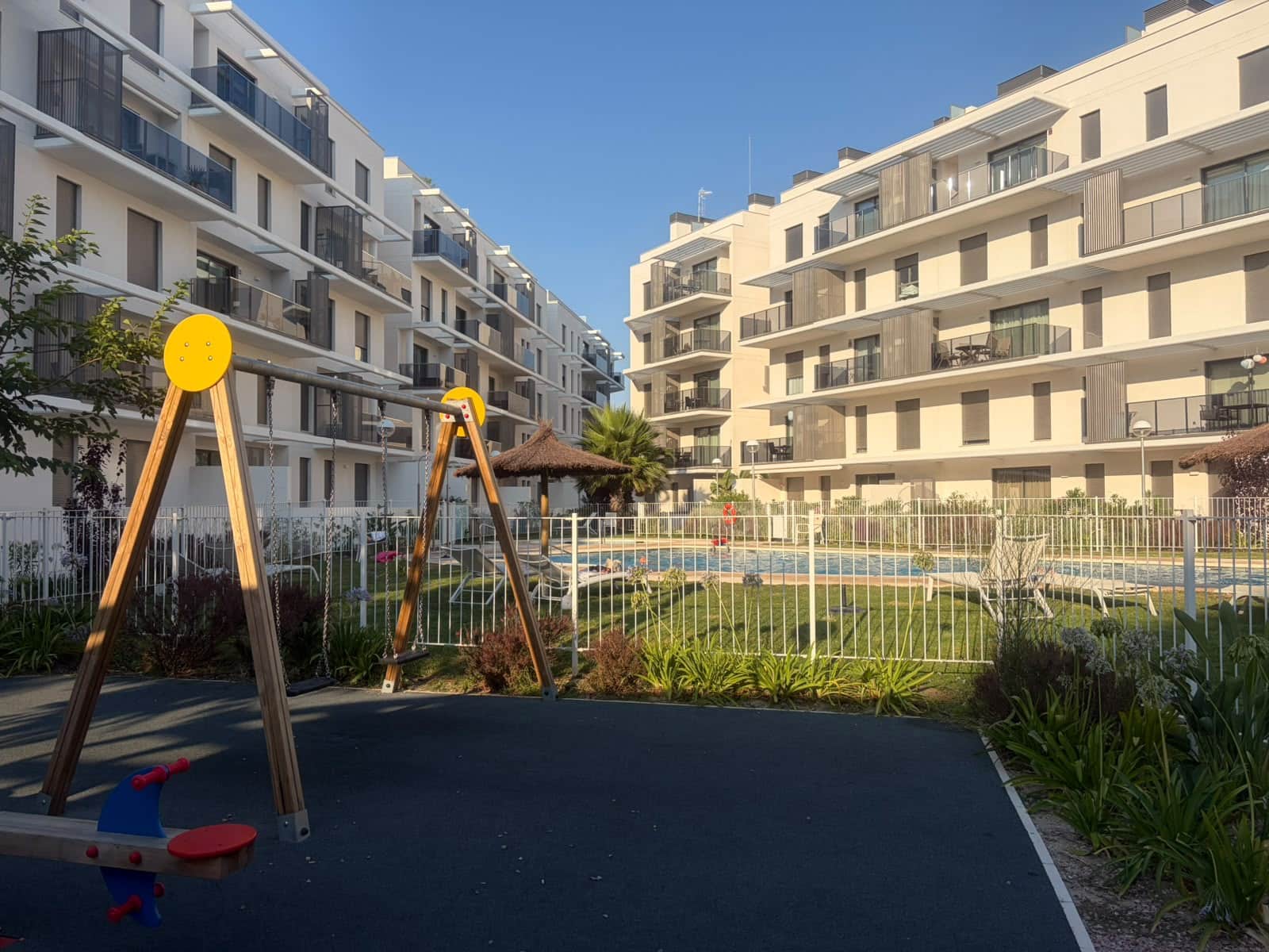 2 bedroom Apartment for sale in Denia with pool garage - € 365,900 (Ref: 10160012)