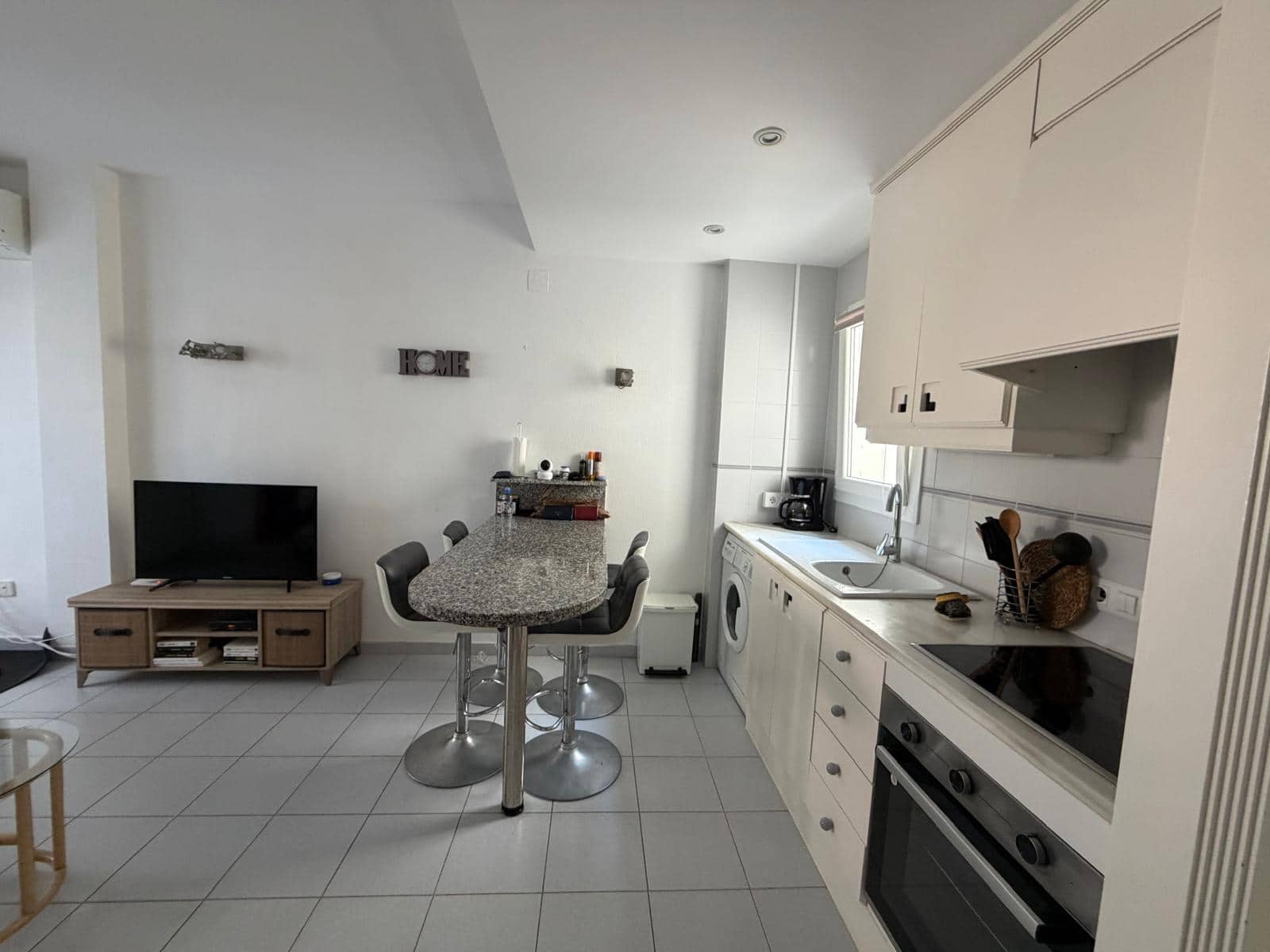 1 soverom Leilighet til salgs i Denia med svømmebasseng garasje - € 175 000 (Ref: 10163556)