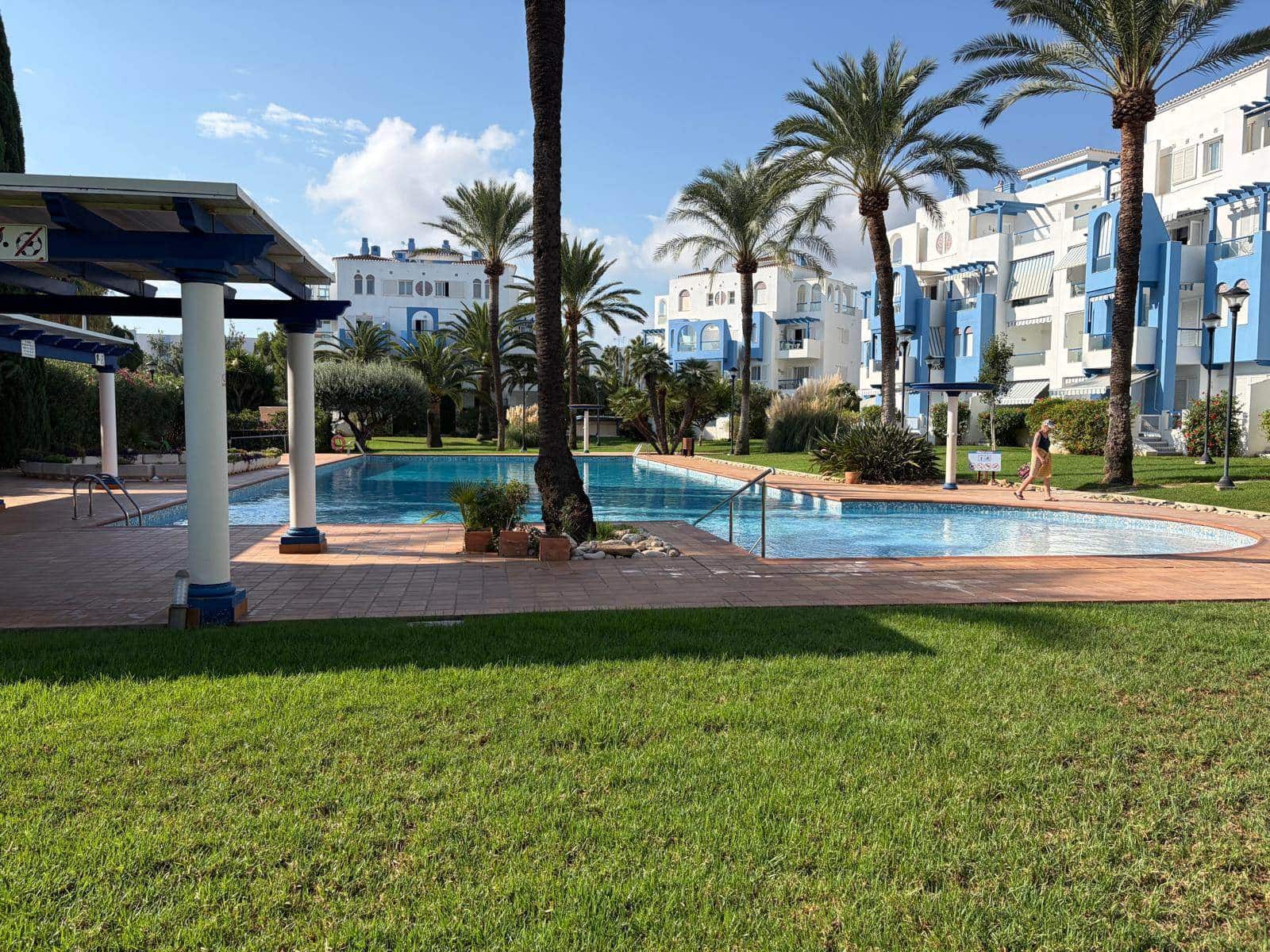 1 soverom Leilighet til salgs i Denia med svømmebasseng garasje - € 175 000 (Ref: 10163556)