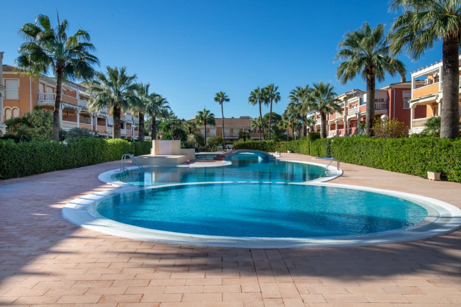 Apartamento de 2 habitaciones en Dénia en venta con piscina garaje - 309.000 € (Ref: 10179214)