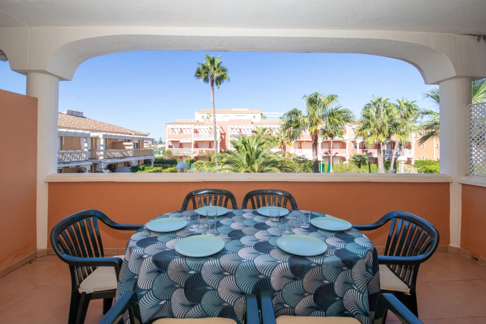 Apartamento de 2 habitaciones en Dénia en venta con piscina garaje - 309.000 € (Ref: 10179214)